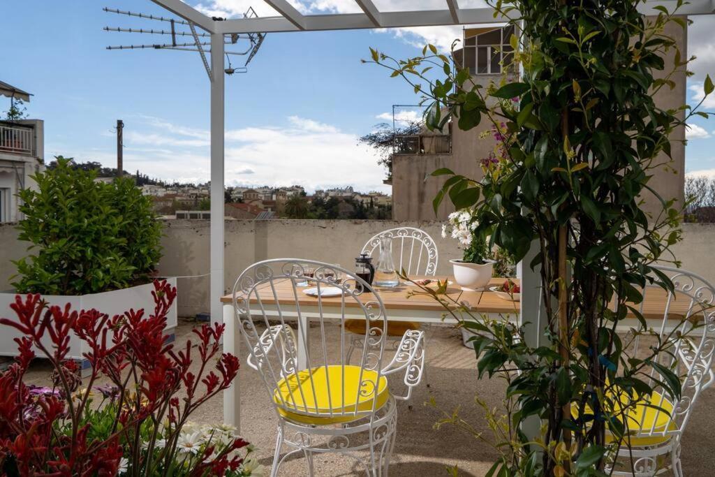 Ebullience - Stylish & Chic Athens Apartment Екстериор снимка