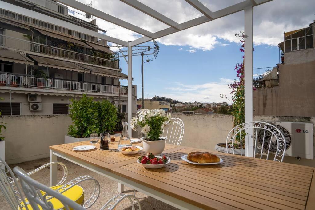 Ebullience - Stylish & Chic Athens Apartment Екстериор снимка
