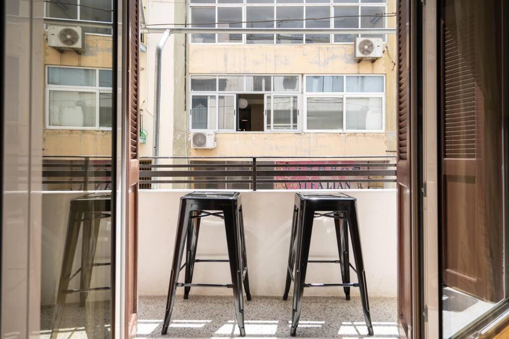 Ebullience - Stylish & Chic Athens Apartment Екстериор снимка